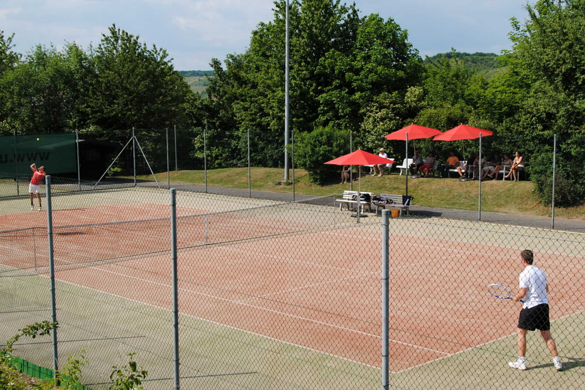 Tennisspiel - Tennisabteilung des TUS Gutenberg